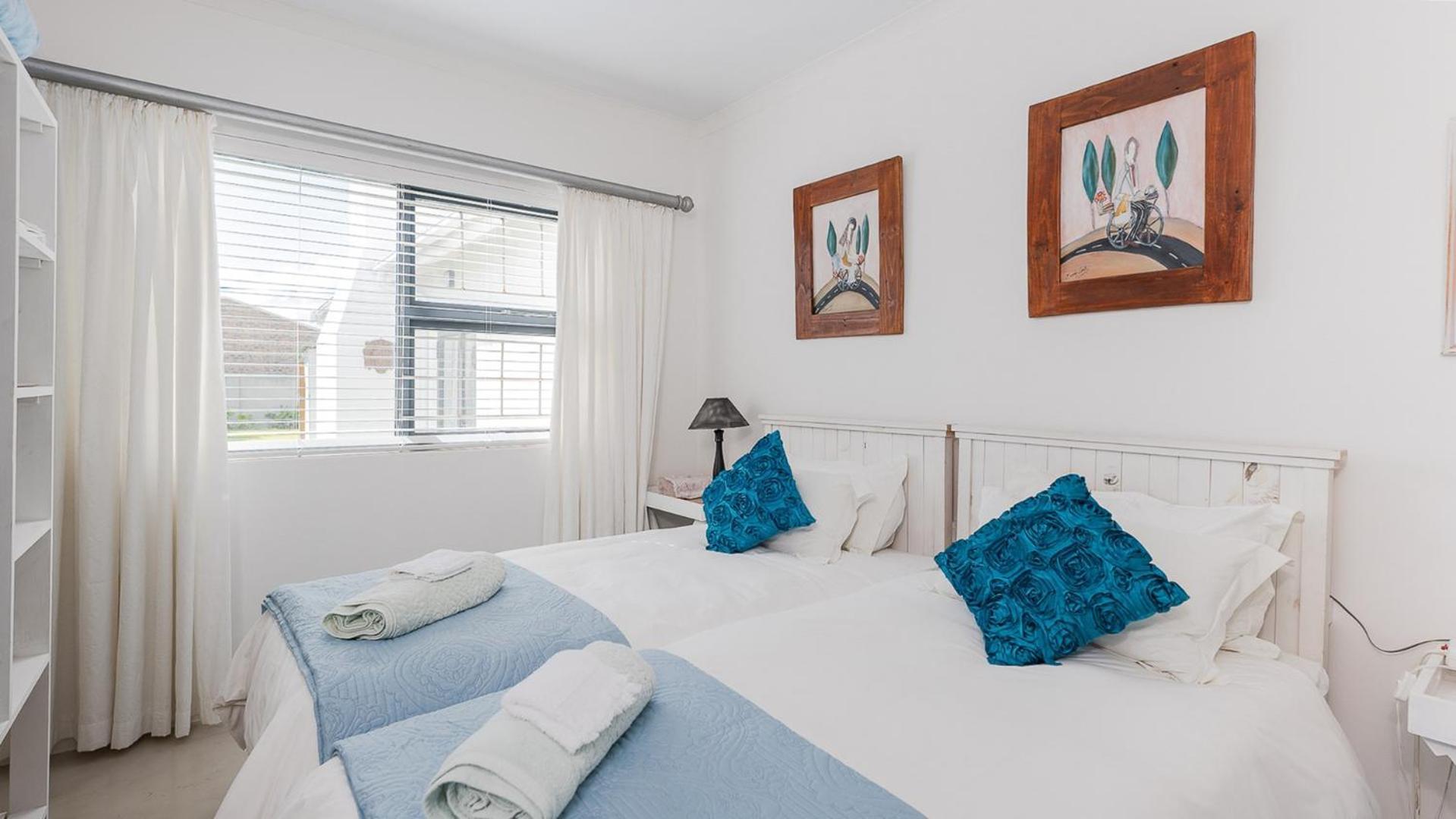 Oceans Cottage Struisbaai Exterior photo